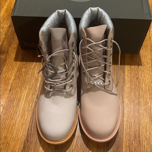 Timberland Heritage 6” Light Pink Nubuck Womens US 8.5 WD - Picture 2 of 4